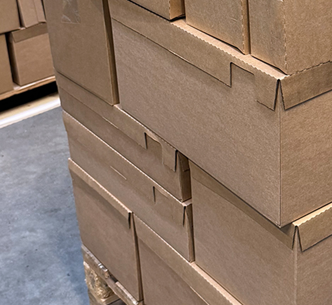 Intralogistik mix palletering | Forskellige størrelser kartoner | Danrobotics